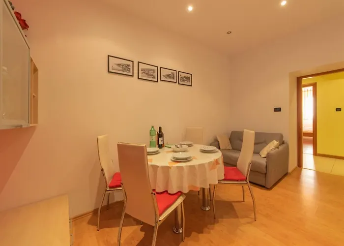 Emillia By Interhome Opatija